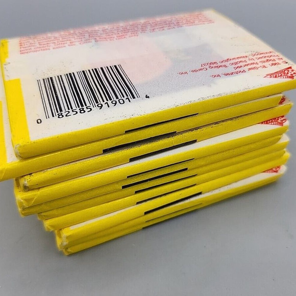 Bingo Movie Trading Card Packs 1990s Lot of 10 Unopened Packs Cute Dog Cards - Picture 9 of 9